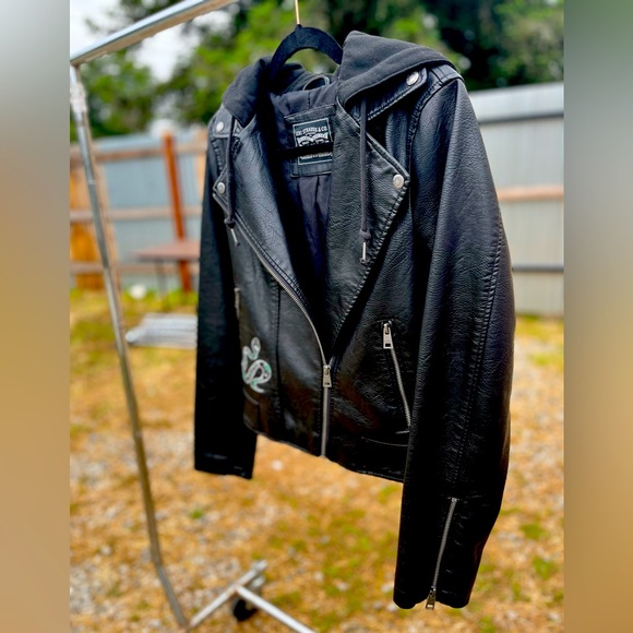 Swift Inspired Hooded Leather Jacket - Picture 14 of 15